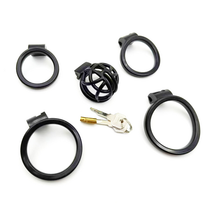 Set mit vier Ringen und Schlüsseln