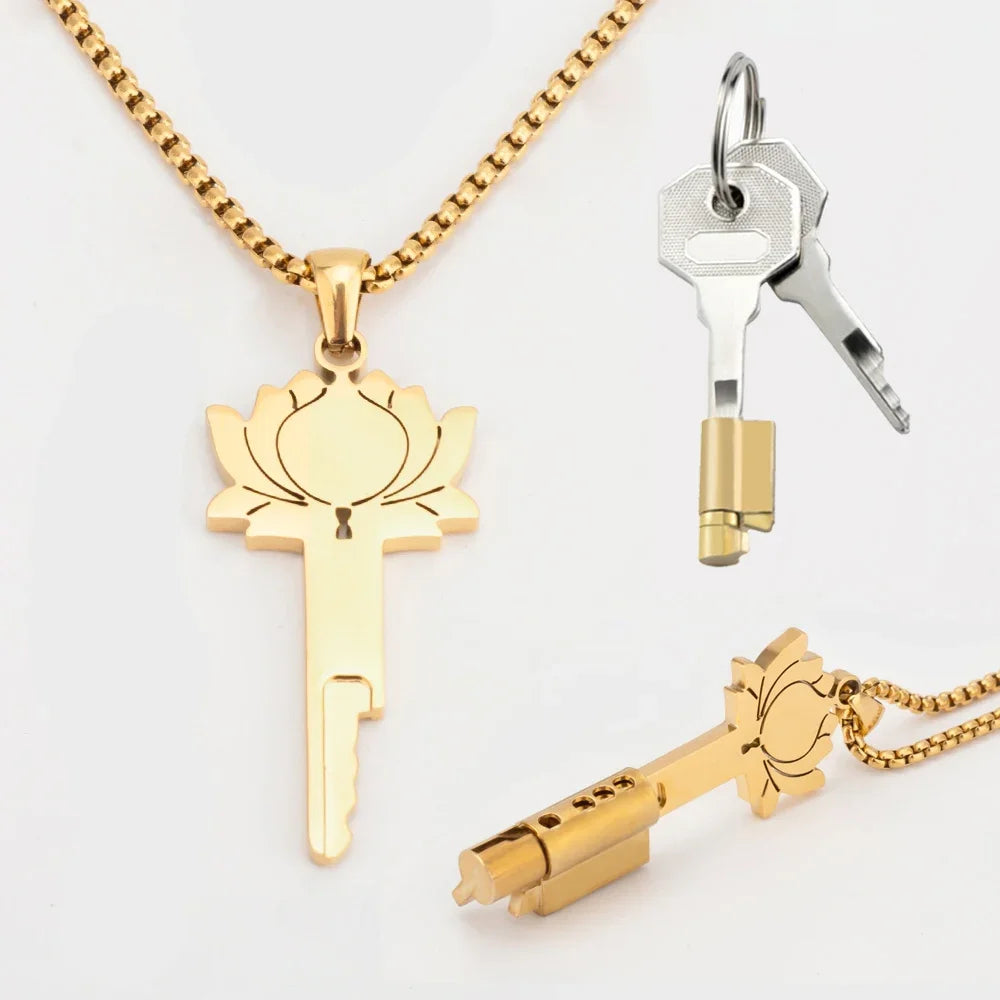 Goldfarbene Lotus-Schlüsselkette mit passendem Einsteckschloss