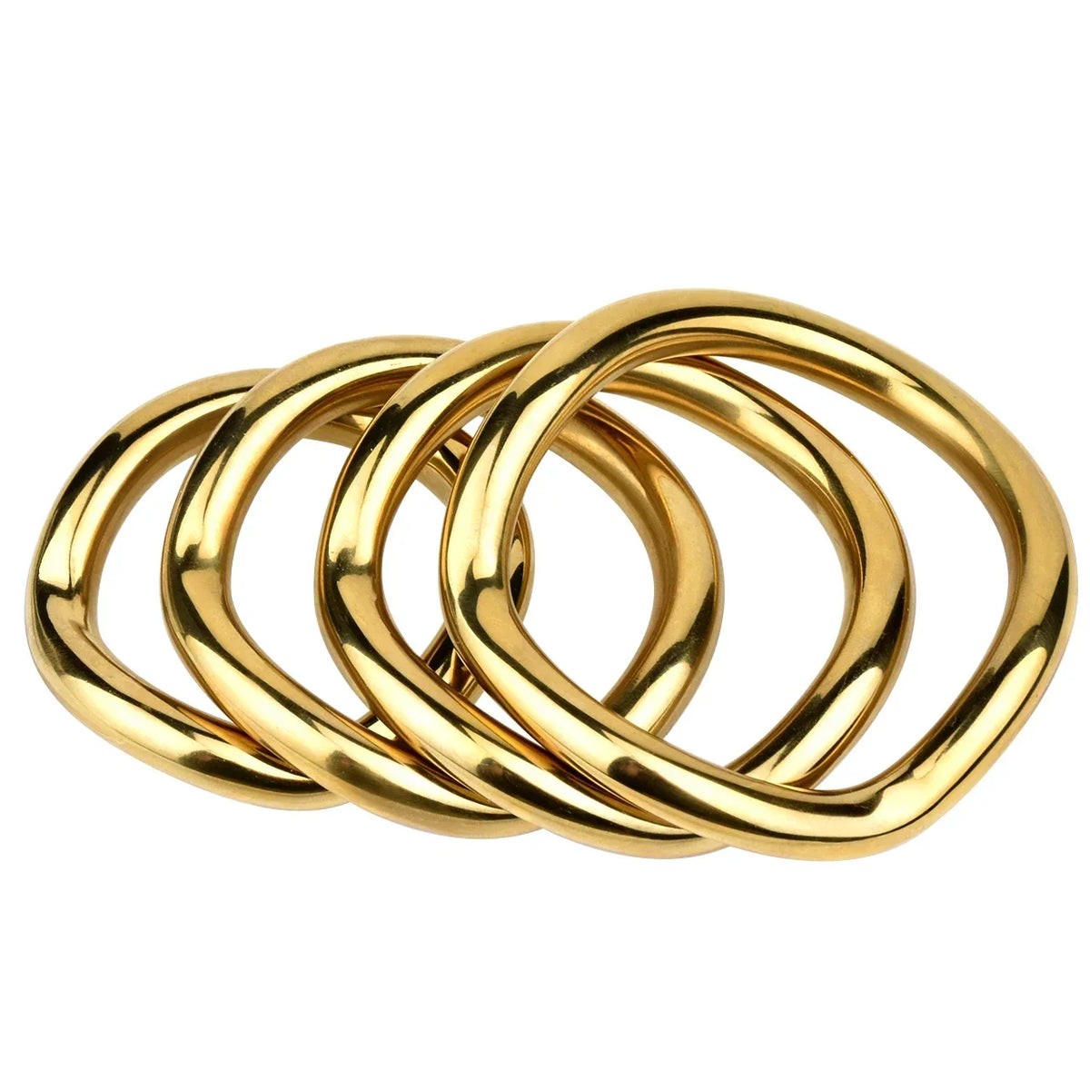 Goldfarbene Ringe in vier Größen
