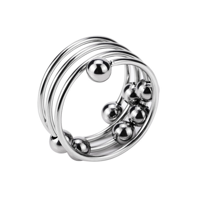 Spiralform und polierte Kugeln von schräg oben