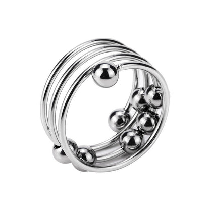 Spiralform und polierte Kugeln von schräg oben