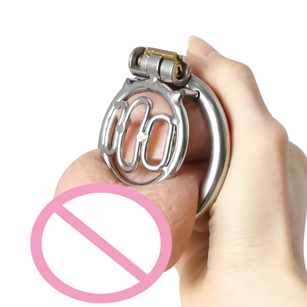Micro-Käfig in einer Hand