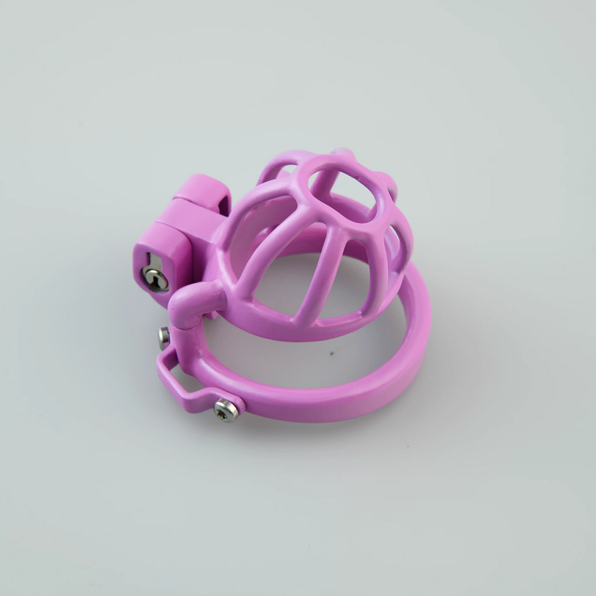 Pinker Käfig in Schrägansicht