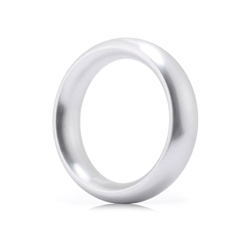 Silberfarbener Ring