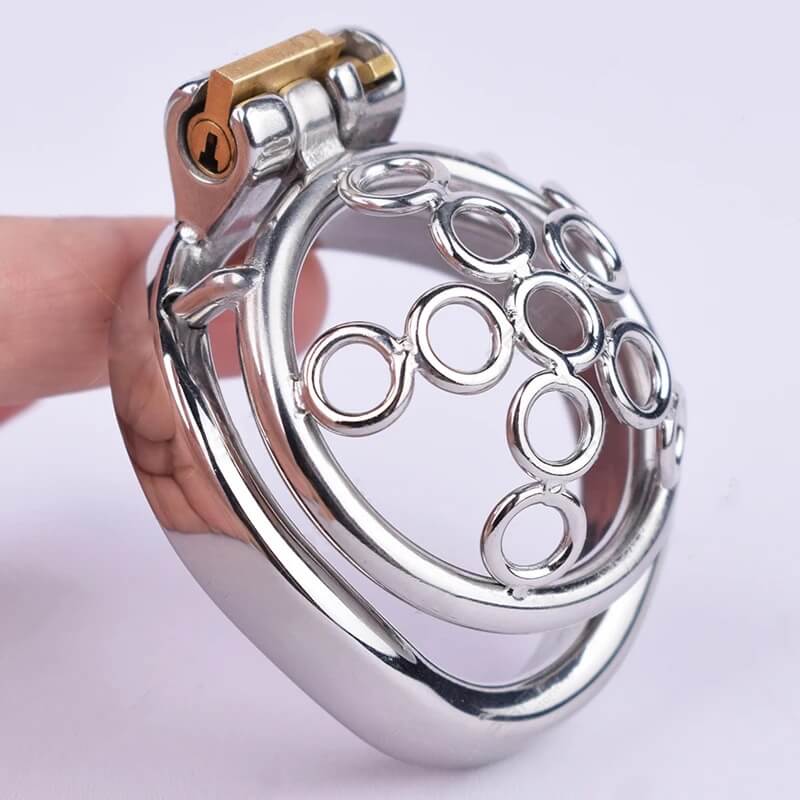 Größenansicht des Ringgitters in der Hand