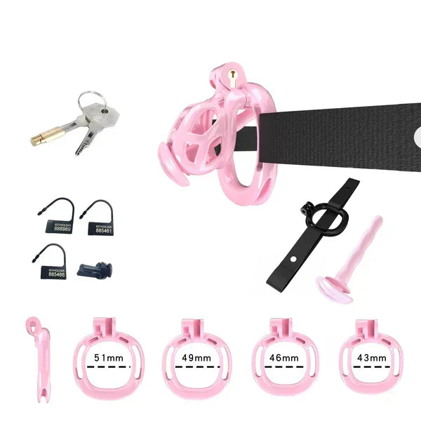Kurzes pinkes Set mit vier Ringen