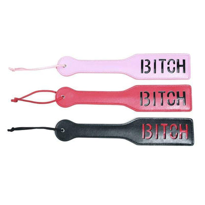BITCH-Motiv in Pink, Rot und Schwarz
