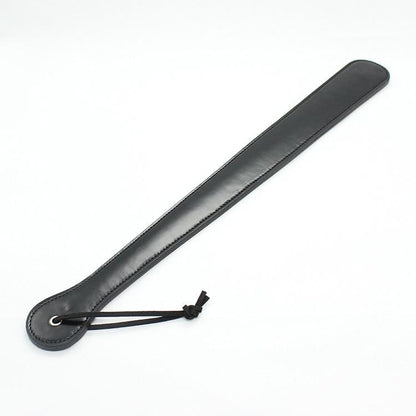 Schwarzes Paddle mit umlaufender Naht