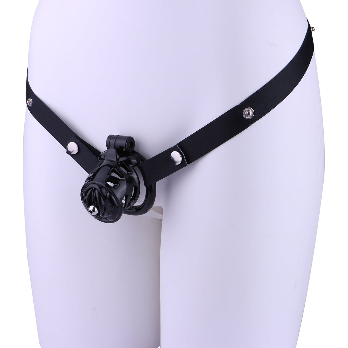 Schwarzes Set mit Gurt und Metalleinsatz